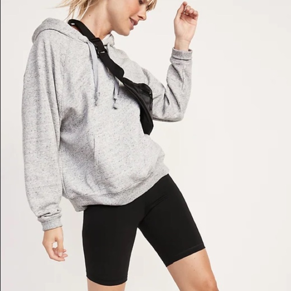 Mid-Rise Compression Bermuda Bike Short